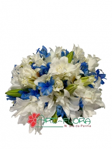 004 Buque noiva lirio astromelia azul.jpg