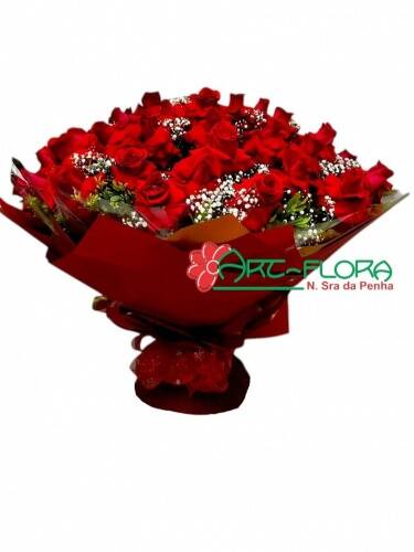 Buquê de 50 Rosas Colombianas.jpg